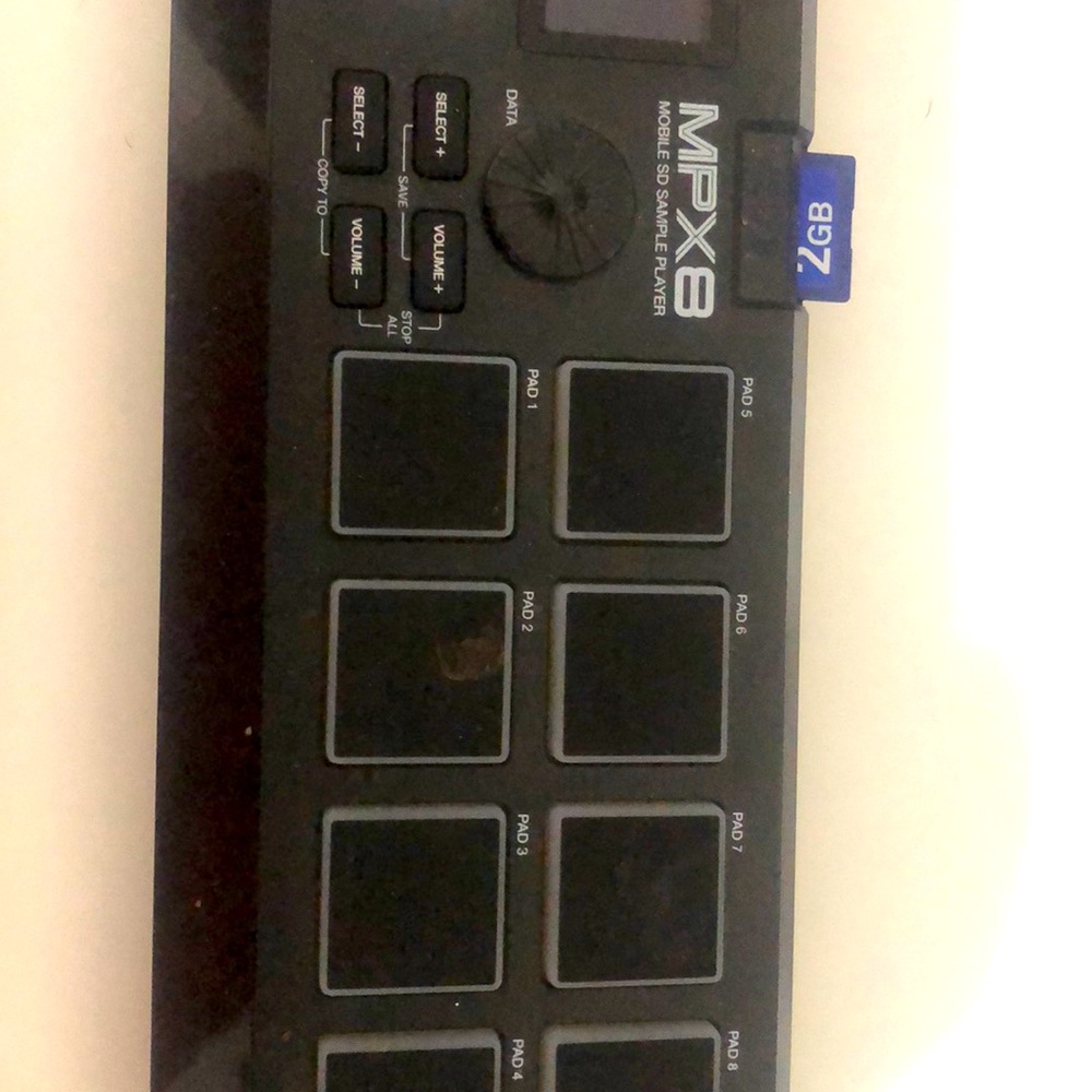Akai mpx8